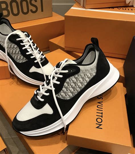 dior runner b25